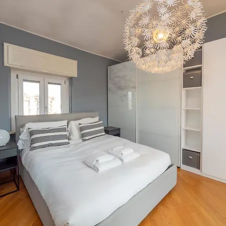 De Angeli San Siro Penthouse With Terraces Apartment