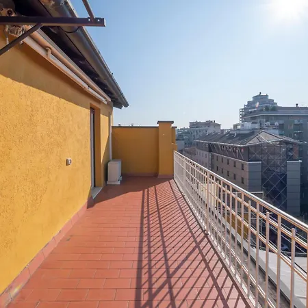 De Angeli San Siro Penthouse With Terraces Daire