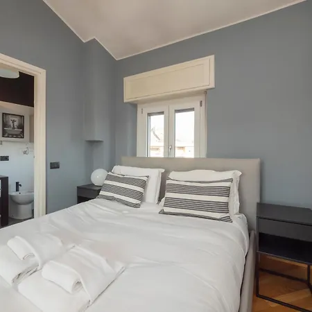De Angeli San Siro Penthouse With Terraces * מילאנו